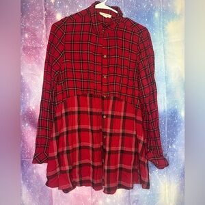 BeachLunchLounge plaid button down shirt 🛍